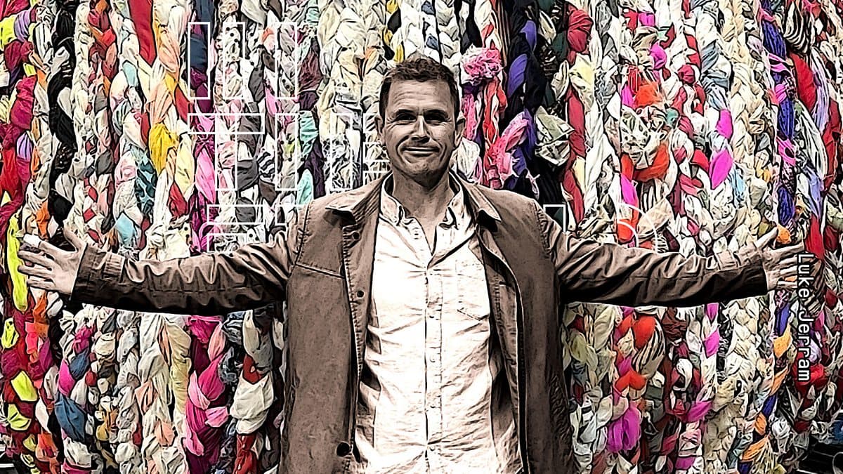 Luke Jerram: A good yarn